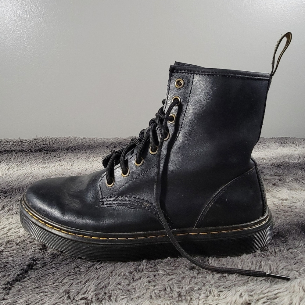 Dr Marten Air Wair Combat Boots Black Sz 8 Goth Punk Alt